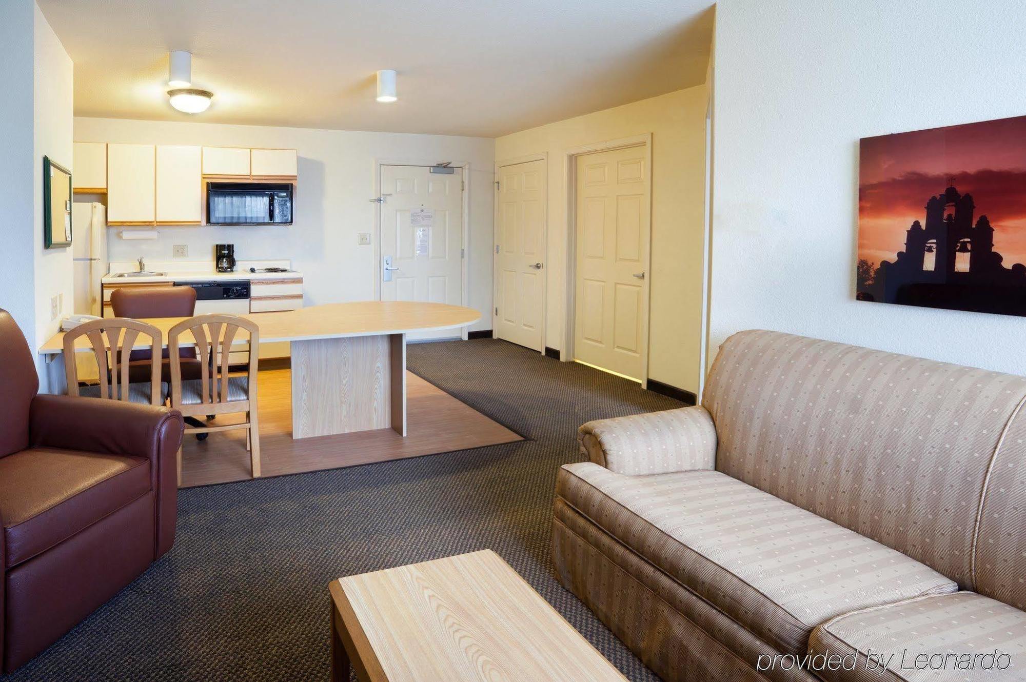 Sonesta Simply Suites San Antonio Northwest - Medical Center Kamer foto